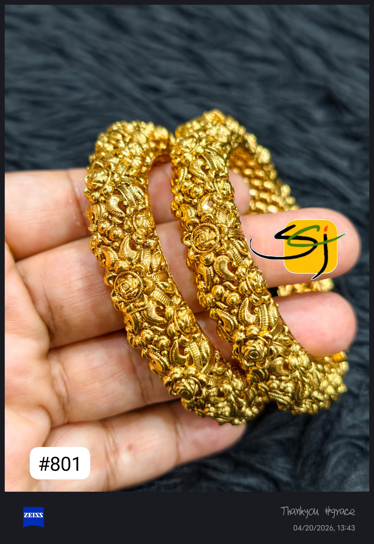 Antique Gold Nakshi Bangle – Floral & Peacock Carved